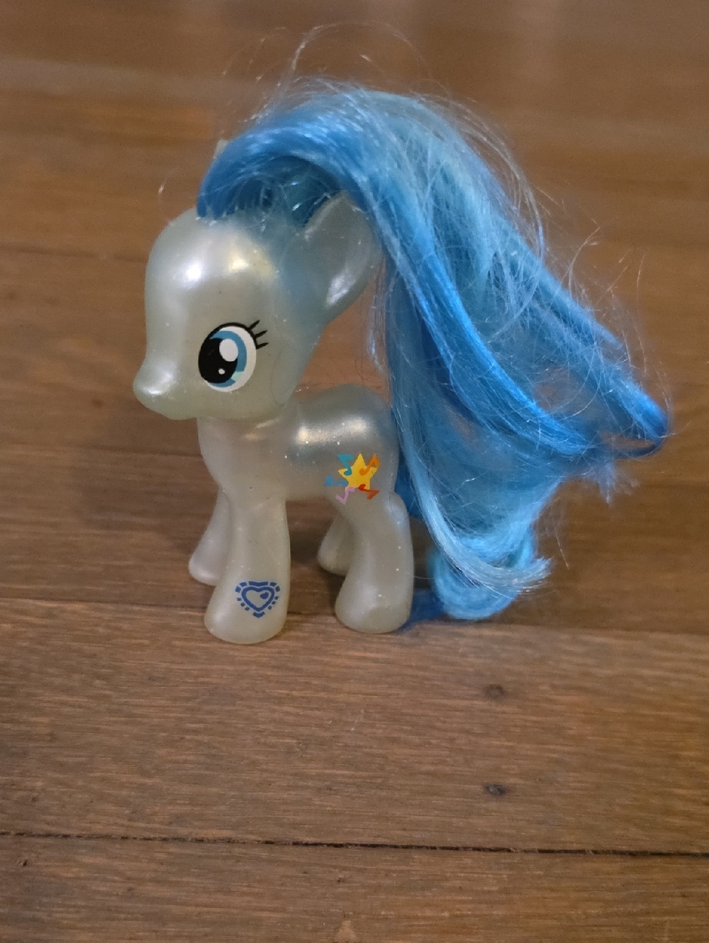My Little Pony Hasbro Explore Equestria Coloratura Translucent Pearl Silver
